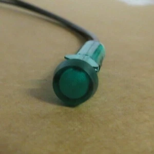 HATTERAS / CABO YACHTS PANEL INCANDESCENT LIGHT 12V Green #C927118 - Picture 1 of 10