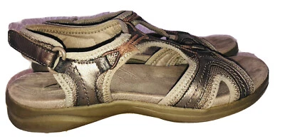 Sandalias Clarks Springers de cuero con tiras al tobillo doradas para mujer talla 7,5 Foto 1 de 4