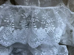 Ruffled WHITE Lace, 4" inches wide per yard NEW - Picture 1 of 6