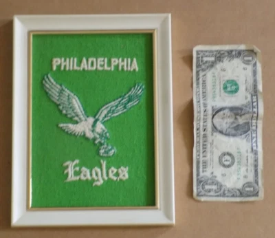 Philadelphia Eagles - Placa de pared NFL rara década de 1960 Needlepoint Franklin Field era Foto 1 de 3