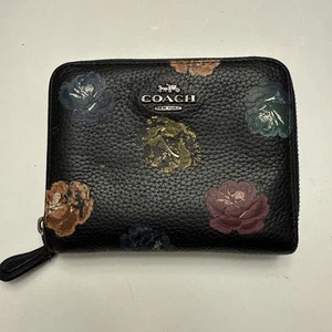 Coach 31850 Rainbow Rose Print Wallet Discontinued Zip Around Card Holder - Picture 1 of 12