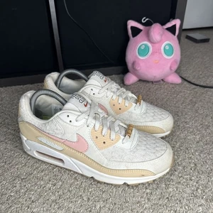 Nike Air Max 90 SE Sun Club Arctic Orange Phantom Sail DJ9997-101 Women’s Size 9 - Picture 1 of 8