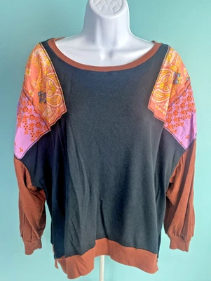 Camiseta We The Free Feelin It Preta Combo Patch Top Overside Relax Boho Pequena - Imagem 1 de 4