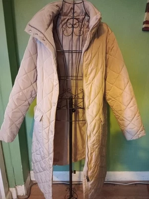 Ladies Fantastic Light Beige Padded Winter Showerproof Coat Size 18 #coat - Image 1 of 4