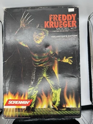 VTG 1984 FREDDY KRUEGER 1/4 SCALE VINYL MODEL KIT SCREAMIN' Open box New - Image 1 of 3