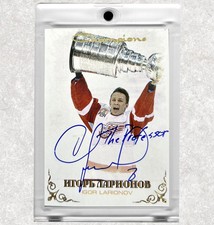 Igor Larionov Detroit Red Wings Autographed Card