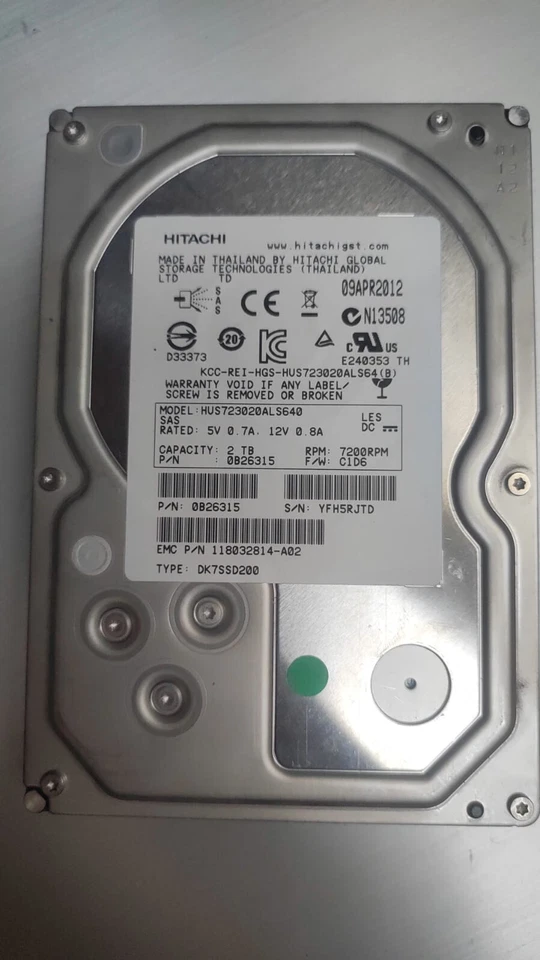 SAS HDD Hitachi 2TB 3,5" 7,2k 6Gb HUS723020ALS64 - Bild 1 von 1
