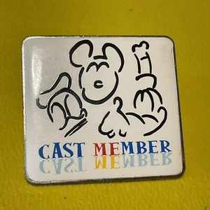 Cast Member Exclusive MeWe Pin #5882 - Picture 1 of 2