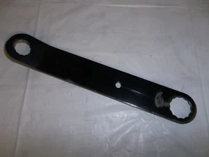 KIT DE PIEZAS DE MONTAJE DE LLAVE DE SIERRA INGLETADORA COMPUESTA BOSCH 3912 2610910828 - Imagen 1 de 3