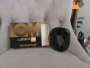 Genuine NOS Olympus OM Electronic Flash TTLAuto Cord T 5 M Pristine Condition! - Picture 1 of 3