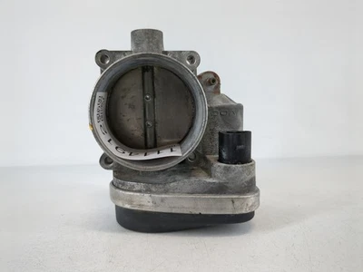 BMW 330i 2001-2006 carrocería del acelerador U8FE8 Foto 1 de 4