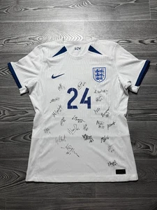t shirt 2023 England Nike Womens football signed - Picture 1 of 15