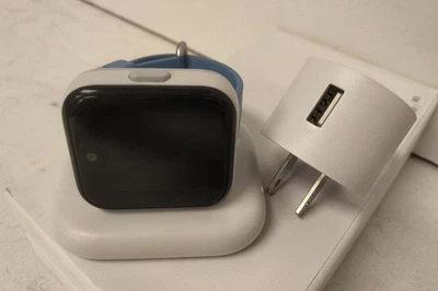 T-MOBILE SYNCUP KIDS SMARTWATCH TMUS-SKW-1 W/CHARGING BASE (P08028021) - Image 1 of 4