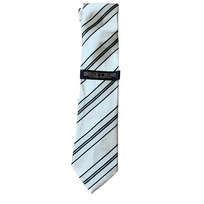 Галстук Donald J Trump белый цвета слоновой кости в полоску шелк ручной работы - Изображение 1 из 4