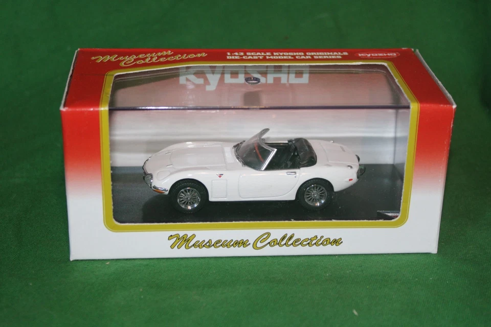 COCHE CONVERTIBLE KYOSHO TOYOTA 2000GT 1/43 #03033W Foto 1 de 1