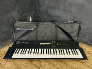 YAMAHA EOS YS200 Synthesizers / '88 - Picture 1 of 10