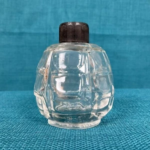 Vintage Dart Atomizer NYC Molded Glass Perfume Bottle w/ Cap - 3x3 Inches - Picture 1 of 6
