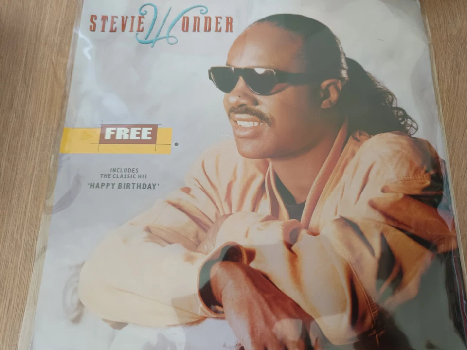 12" MAXI 45T - Stevie Wonder – Free Wrong Happy Birth UK 1989 VG+ /NM  SOUL FUNK - Photo 1/1