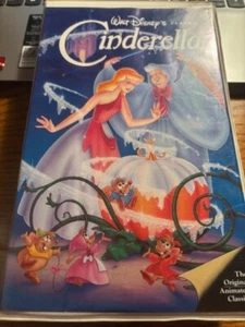 Walt Disney Cinderella Black Diamond Classics VHS 410 Walt Disney MCMXLIX - Picture 1 of 3