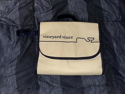 Organizador de viaje colgante Vineyard Vines bolsa de artículos de tocador bolsa de pañales almohadilla cambiadora Foto 1 de 4