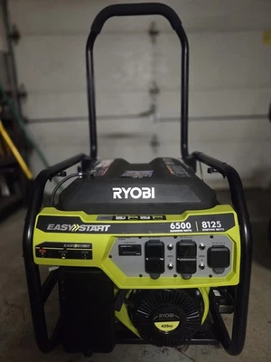 Generador portátil a gasolina RYOBI 6.500 vatios con sensor de apagado de CO Foto 1 de 2
