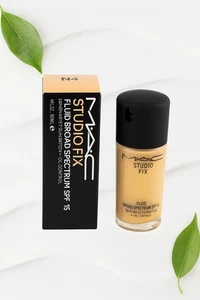 MAC Studio Fix Fluid Foundation SPF15 N4 Matte 30mL / 1oz NEW IN BOX - Picture 1 of 2