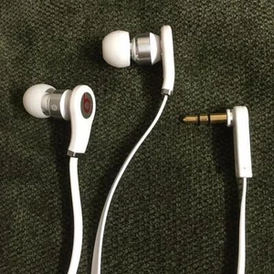 Beats by Dr. Dre Tour Headphone In-Ear Earbuds Earphone headset with accessories - Picture 1 of 15