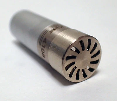 BRUEL & KJAER 4188 1/2" FREE-FIELD MICROPHONE & 2695 SHORT CCLD PREAMPLIFIER - Image 1 of 4