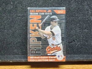 Cal Ripken Jr Trading Card Series STAR 80 Cards Collector Set NUOVO SIGILLATO - Foto 1 di 3