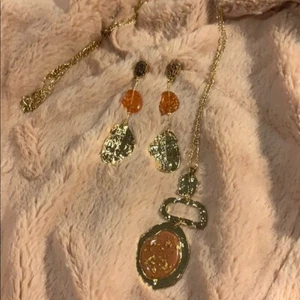 Gold Flecked Necklace & Earring Set, a new day - Picture 1 of 10