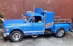 1/25 Built Model Car ROLLIN THUNDER CHEVY TRUCK ORIGINAL 70s Kit Rare - Picture 1 of 15