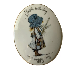 Vintage Porcelain Holly Hobbie Wall Hanging “Start Each Day in a Happy Way” - Picture 1 of 5