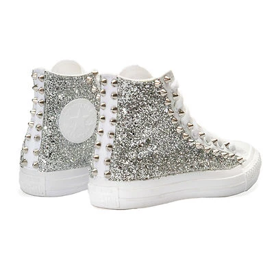 Converse Monochrome Bianche personalizzate con tessuto Glitter argento borchie - Immagine 1 di 4