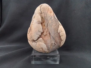 ARTIST SIGNED WESLEY DAHLBERG SIGNED ROCK ART SCULPTURE LOVING COUPLE HANDCARVED - Picture 1 of 24