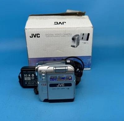 JVC GR-DX27EK Handheld MiniDV Camcorder With Charger, Silver - Tested - Image 1 of 4
