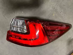 TYC Right Tail Light 11-6861-00-9 fits 2016-18 Lexus ES300h, ES350 - Picture 1 of 5