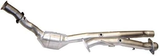 Convertidor catalítico de ajuste directo Eastern Catalytic para Mercury Mountaineer Foto 1 de 1