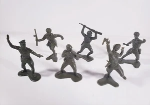 Louis Marx & Co 1/32 Scale WWII Russian Soldiers LOT 6 Figures Rare Vintage Set - Picture 1 of 11