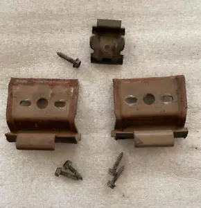 1978-1980 Monte Carlo Rear Quarter window Glass Retainer Clips - Picture 1 of 2
