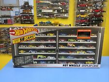 Mattel GJT19 Hot Wheels Collector Case with Datson 510