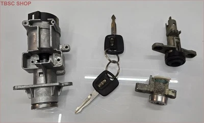 2000 2001 2002 2003 2004 2005 2006 LINCOLN LS Key Lock Ignition Trunk Door Set - Image 1 of 4