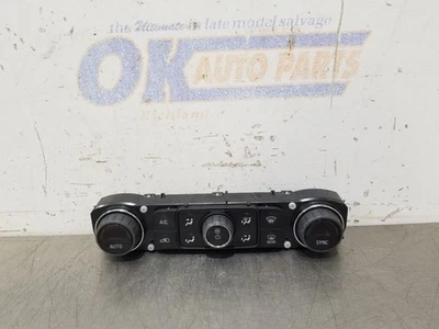 22 2022 GMC ACADIA SLT FRONT TEMPERATURE AC HEAT CLIMATE CONTROL 84246526 - Image 1 of 4