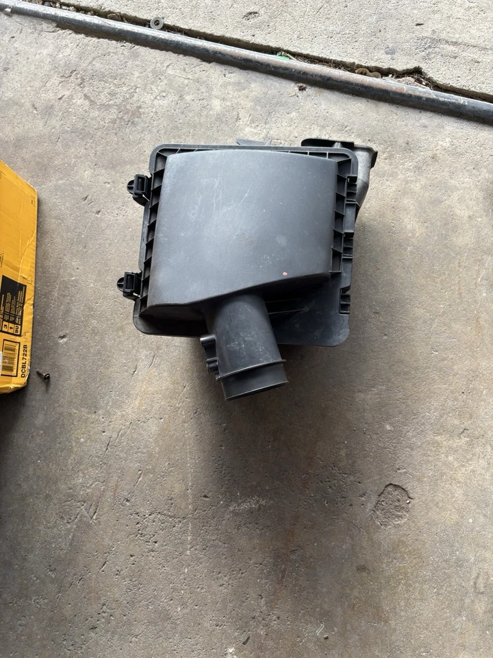 Ford Mustang 4.0 V6 admisión de caja de aire 2005-2010 OEM Foto 1 de 1