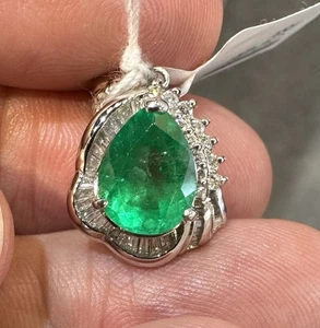Exquisite 2.86ct Colombia Emerald & Diamond Platinum Pendant - Picture 1 of 9