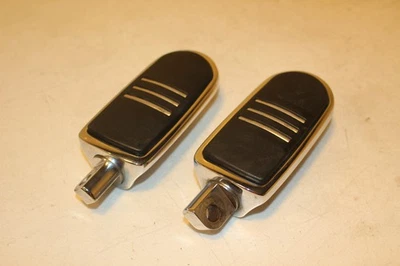 ESCALERAS HARLEY DAVIDSON OEM CROMADAS STREAMINLINE  Foto 1 de 4