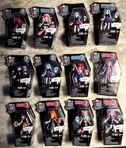Lot of 5 Mega Construx & Bloks Monster High Figures NEVER OPEND! RETIRED! - Picture 1 of 13