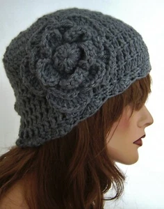 TRUE GRAY GREY FLOWER BEANIE CAP HAT HAND CROCHET BERET SKULL CAP CLOCHE - Picture 1 of 7