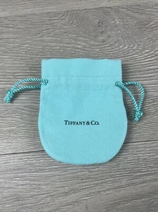 "Bolsa de joyería Tiffany & Co pequeña azul con cierre de cordón 3"" x 3,75""" - Imagen 1 de 5
