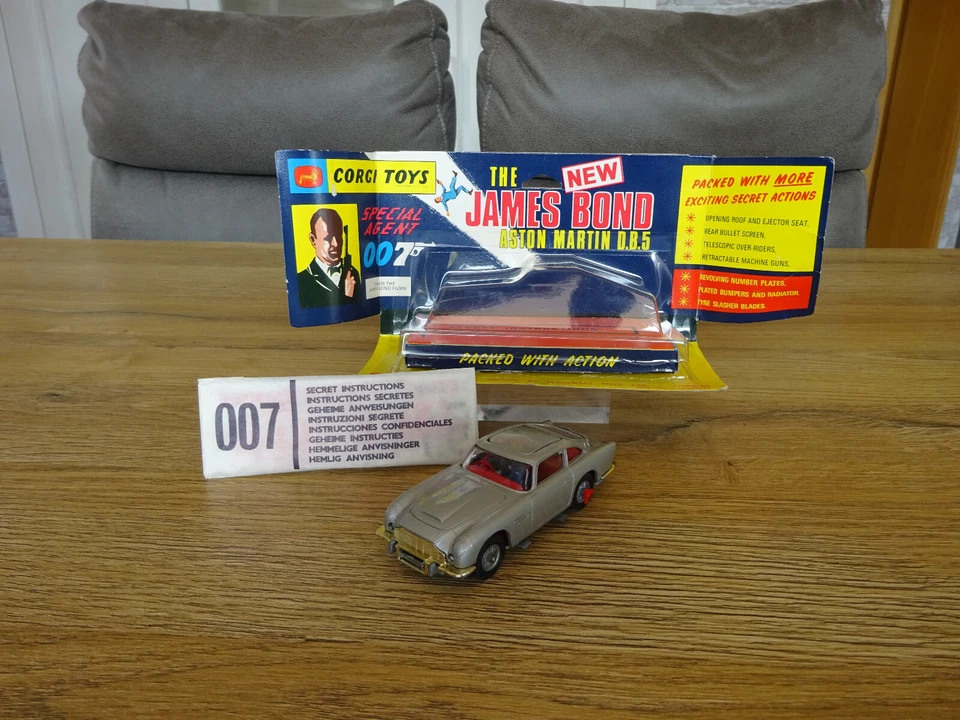 Corgi Toys 270 James Bond's Aston Martin DB5  in OVP  60er Jahre Corgi Rarität - Bild 1 von 4