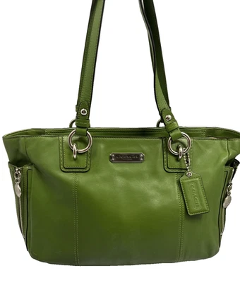 COACH F19252 Gallery Zip Tote Green Leather Shoulder Purse Tote Bag - Image 1 of 4
